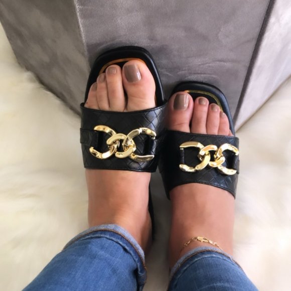 "BIG SALE" Chain Sandal Black - Picture 4 of 7